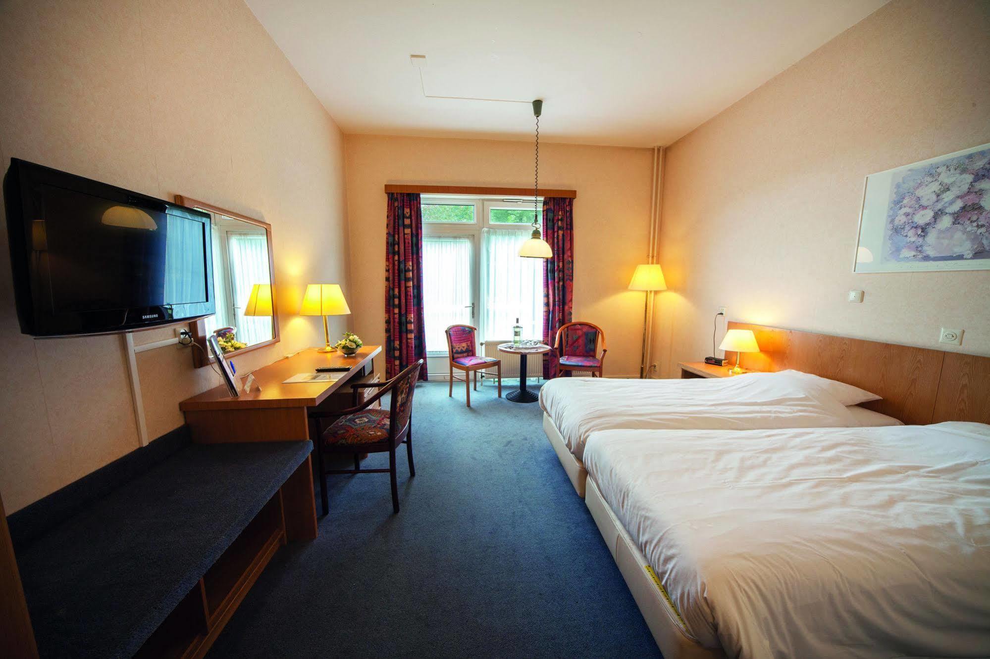 Fletcher Hotel-Restaurant Paasberg Лохем Екстер'єр фото